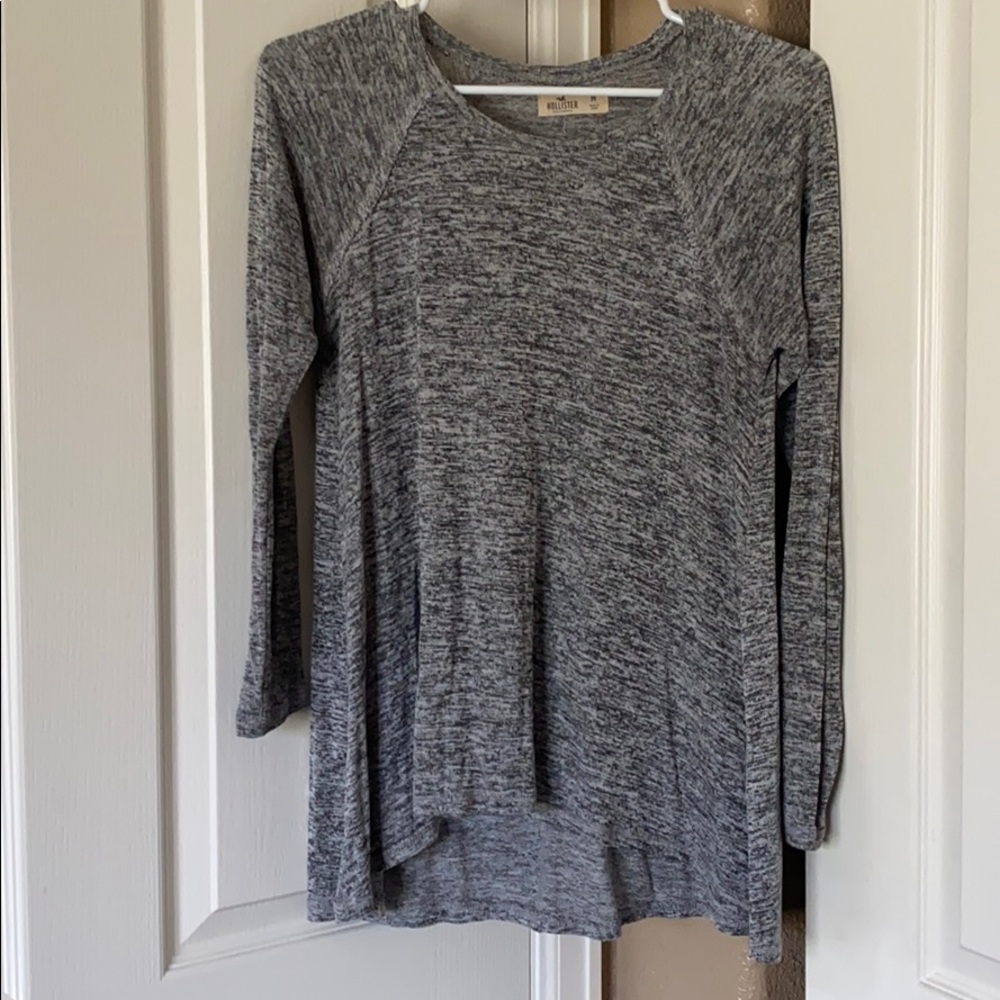 Long sleeve grey t shirt